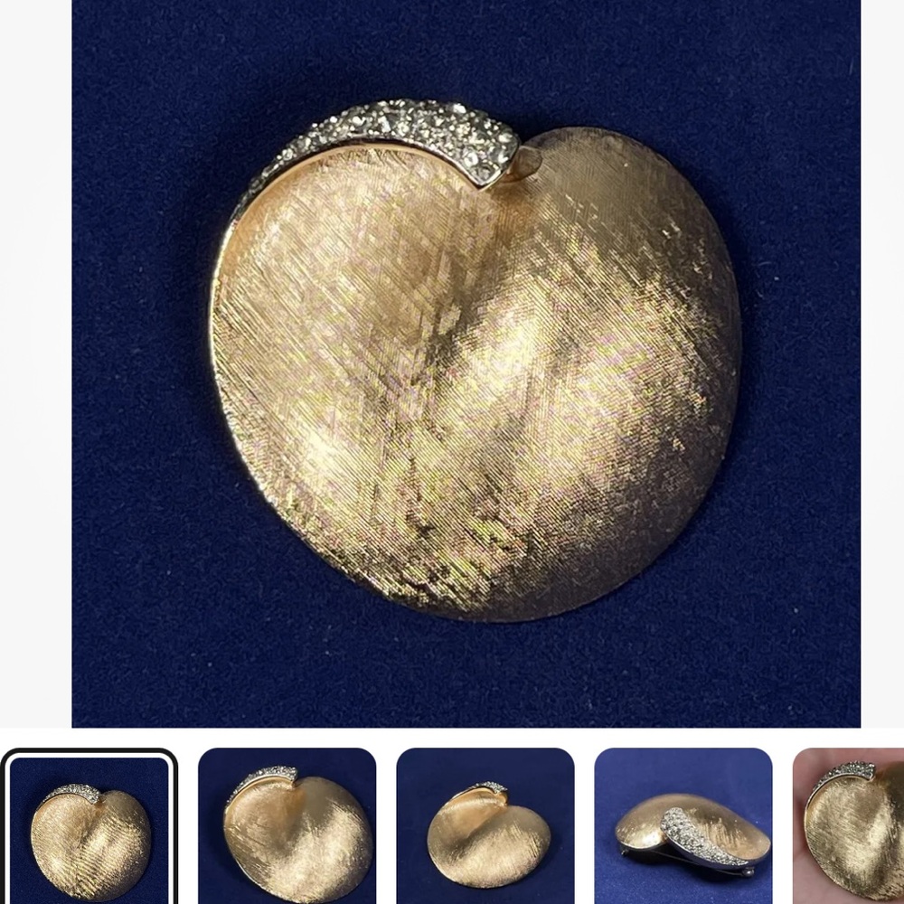 Trifari Vintage Brooch